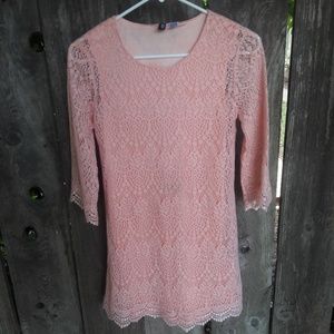 Divided lace dress